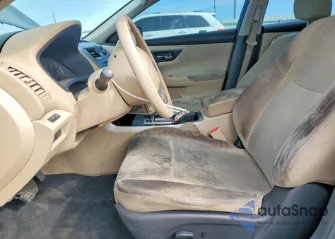 2015 Nissan Altima 2.5 из США, поврежденный, VIN 1N4AL3AP3FC233943